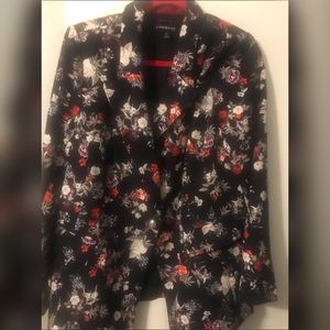Lane Bryant blazer. Size 16. Navy blue floral.🌸